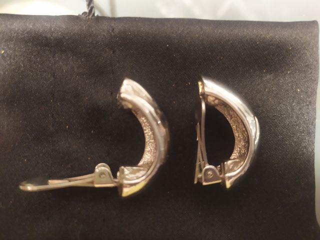 pendientes pinza del diseñador joyero "David Grau"