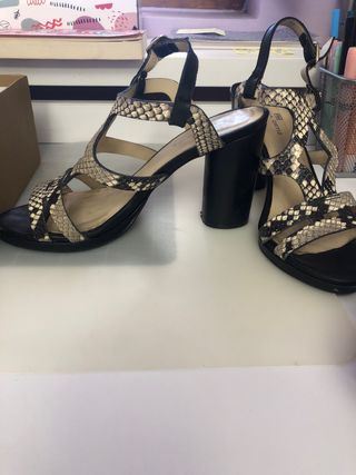 Tacones Gloria Ortiz