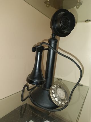 Teléfono antiguo original