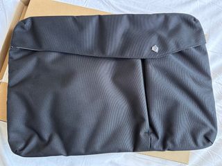 funda portatil Negra NUEVA