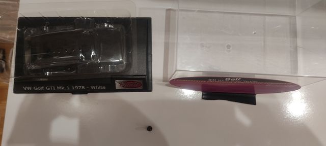 Scalextric,caja VW Golf GTI