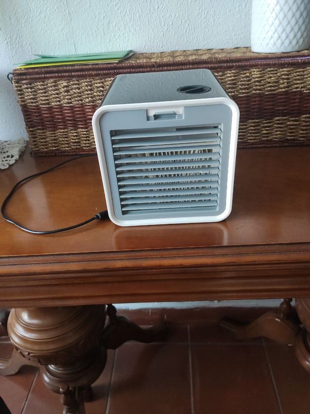 Mini enfriador, 3 posiciones, con aire.