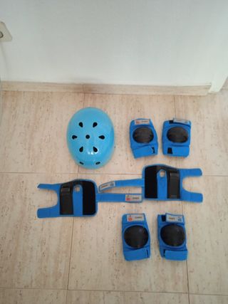 Cascos y protecciones para skate niño