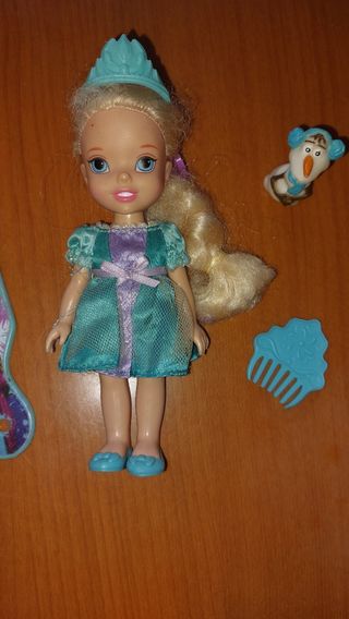 Elsa frouzen pequeña