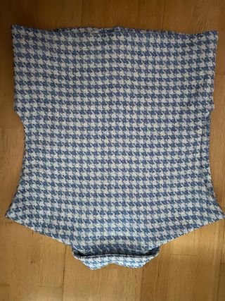 zara chaqueta chanel azul