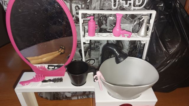 Peluquería Barbie.