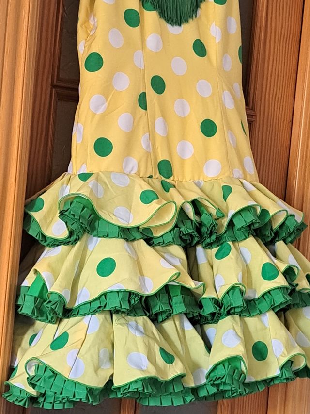 FERIA!! VESTIDO DE FLAMENCA CORTO 44