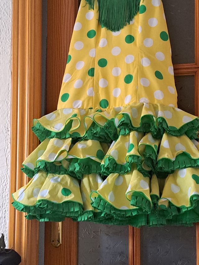 FERIA!! VESTIDO DE FLAMENCA CORTO 44