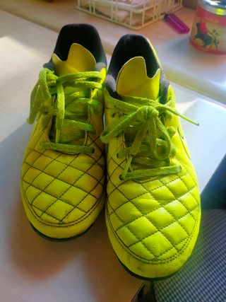 Botas de futbol Nike Tiempo Talla 35