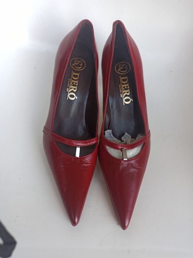 zapatos granates de piel t.37