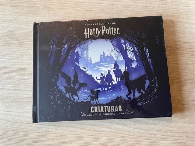Libro "Criaturas. Un álbum de escenas de papel"