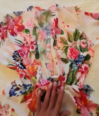 Mono corto súper con flores nuevo S