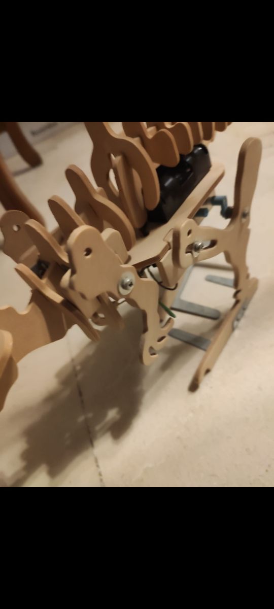 Dinosaurio T-Rex de madera