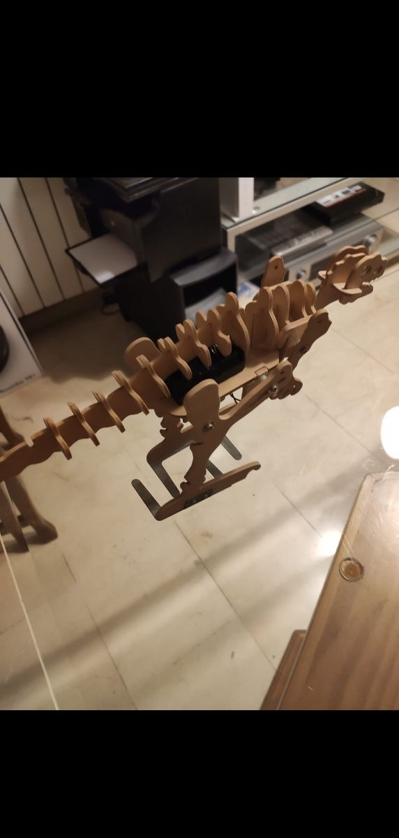 Dinosaurio T-Rex de madera