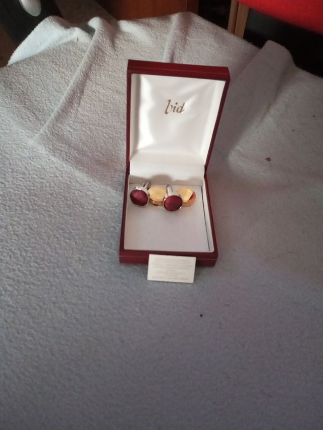 Gemelos para colocar en las mangas