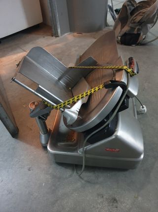 AFFETTATRICE PER PROSCIUTTO BERKEL