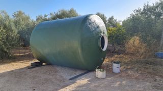Depósitos cisternas poliester agua