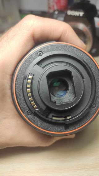 Camara Reflex dslr Sony Alpha 330 con objetivo.