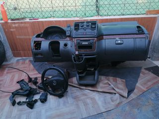 Salpicadero de Mercedes Benz Viano