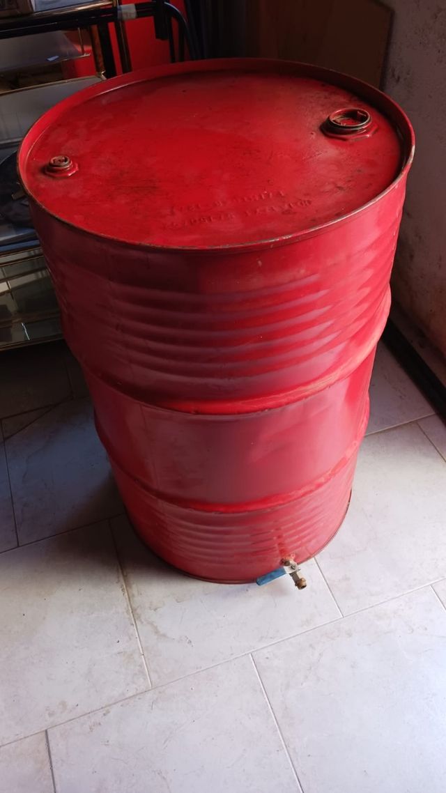 Bidón grande para gasolina 