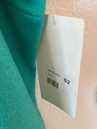 Conjunto blusa y falda lunares.  Talla 52