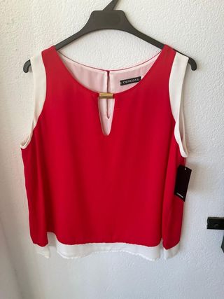 Blusa fiesta. Color rojo y blanco. Talla XXL