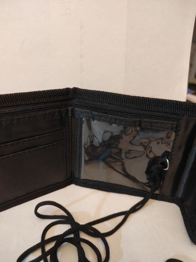 Cartera de bolsillo y para colgar