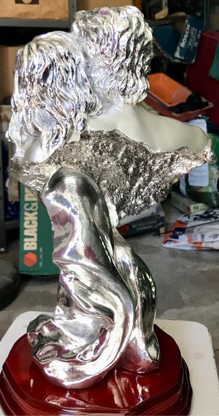 Figura amantes, bañada en plata