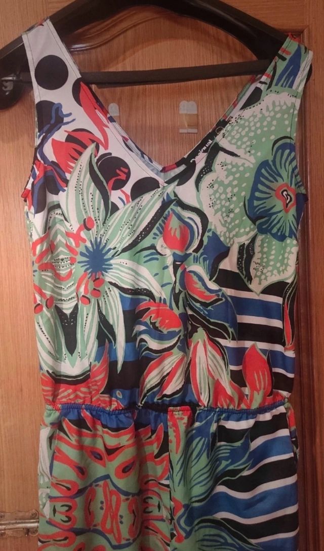 Mono desigual con Cristian LaCroix M