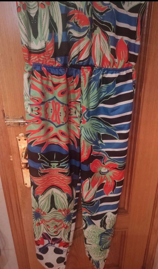 Mono desigual con Cristian LaCroix M