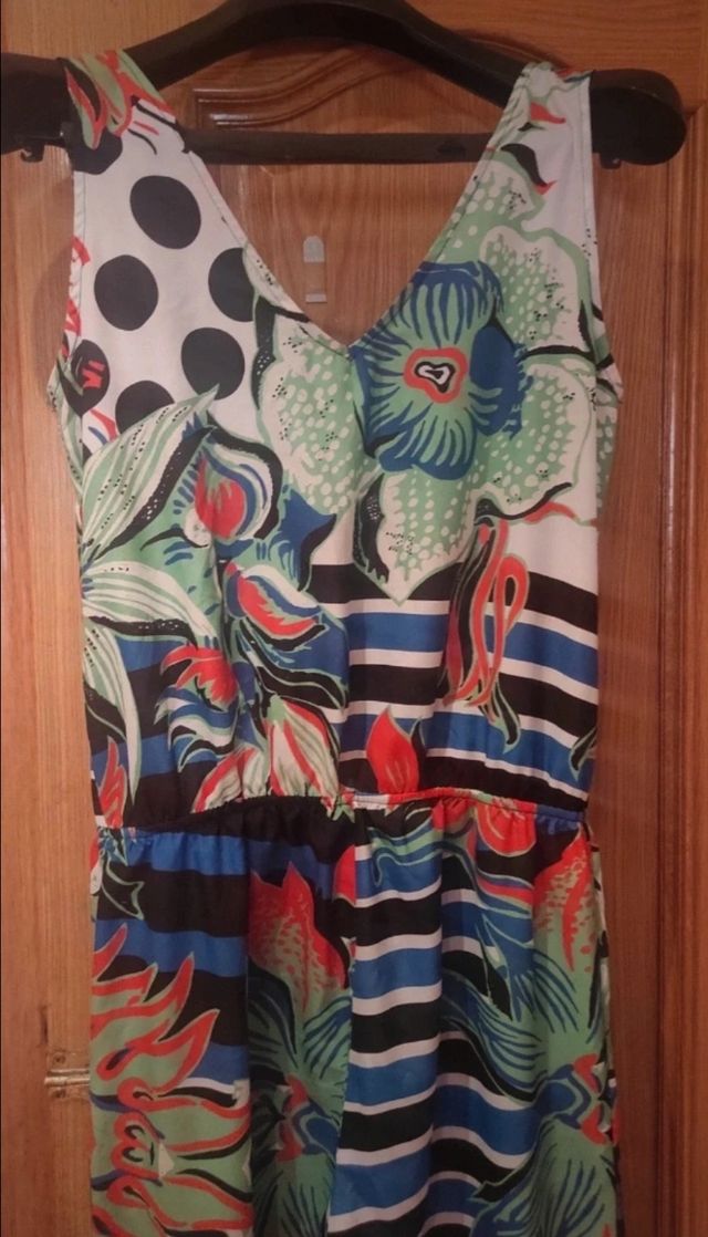 Mono desigual con Cristian LaCroix M