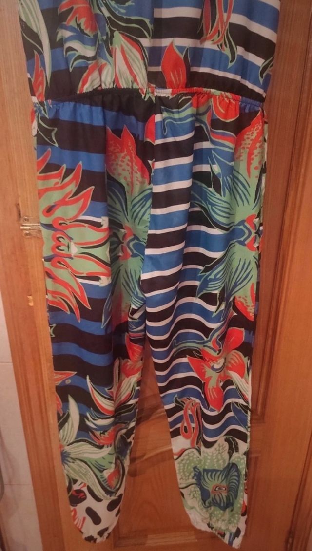 Mono desigual con Cristian LaCroix M