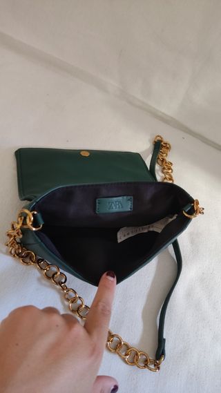 Bolso tachuelas Zara