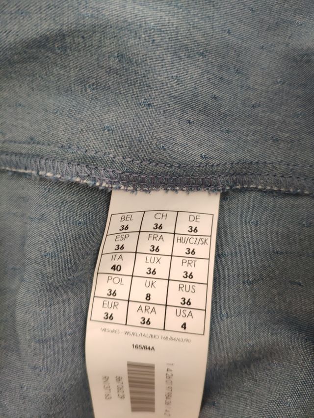 Top camiseta lunares