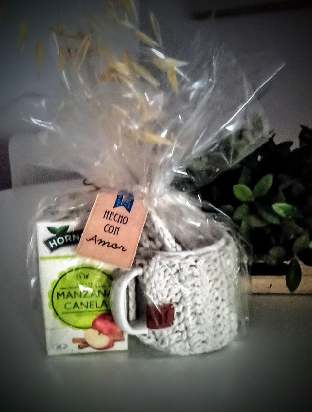 Posavasos y abrigo de taza en varios colores