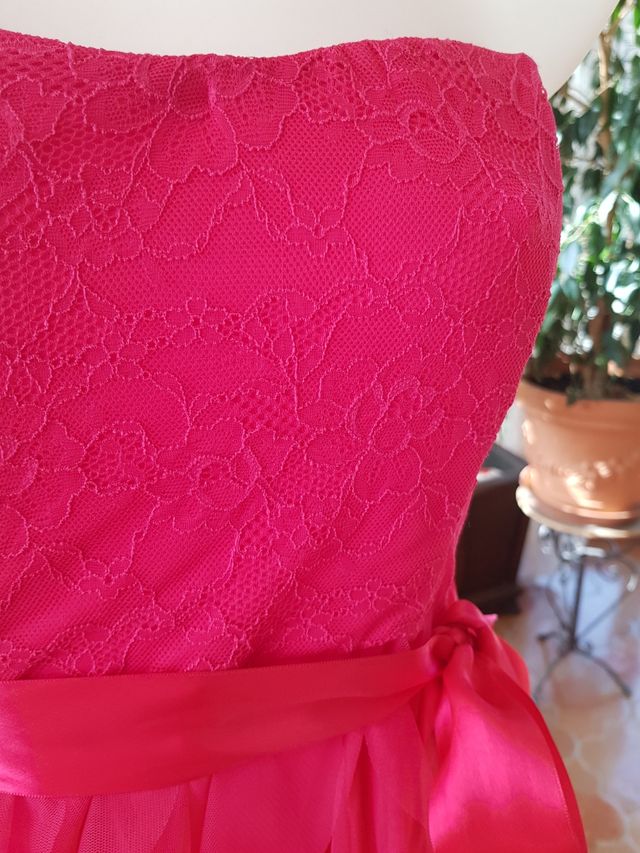 Vestito senza spalline 