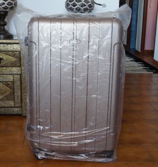 3 Maletas Nuevas 100€ + Neceser Champan