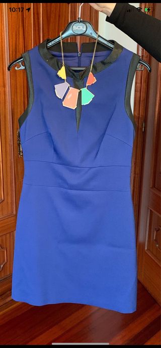 Pack 8 vestidos negros y una falda 