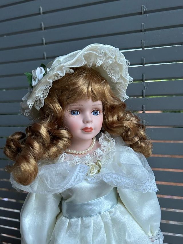 Muñeca de porcelana