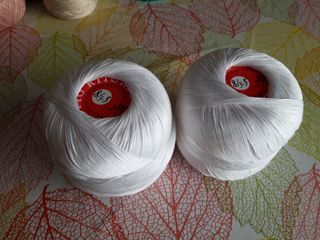 2gomitoli cotone per uncinetto