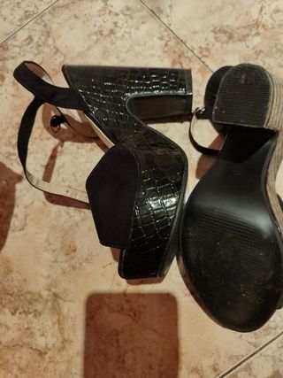 Sandalias