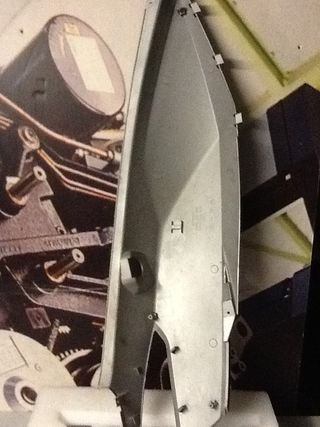 TAPA LATERAL IZQUIERDA SUPERDINK 125 - ocasión