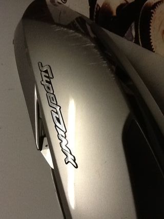 TAPA LATERAL IZQUIERDA SUPERDINK 125 - ocasión