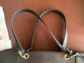 Bolso GUESS Shopper negro