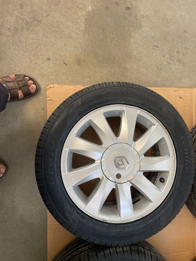 Llantas 16’’ Renault + 4 neumaticos