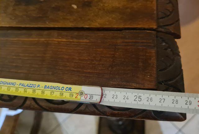 Leggio/tavolo con piedistallo/colonna ritorta