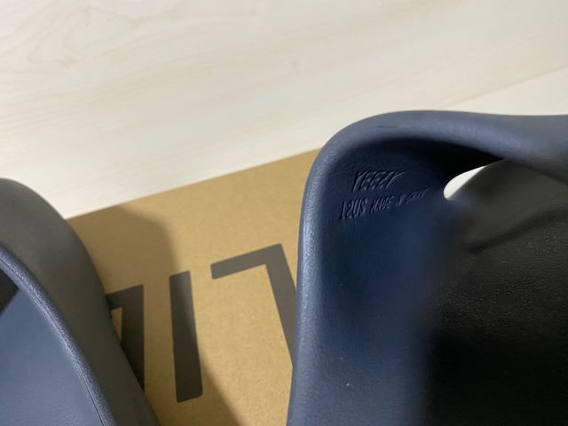 adidas yeezy slide Slate Grey