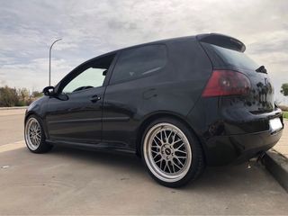 Volkswagen Golf 2005