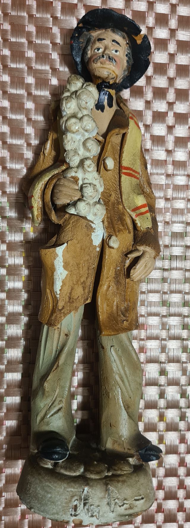 statuina Capodimonte vecchietto con aglio