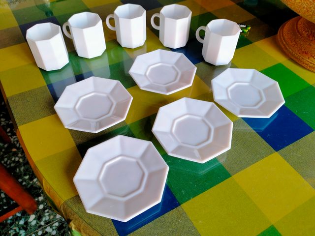 TAZAS CAFÉ APILABLES